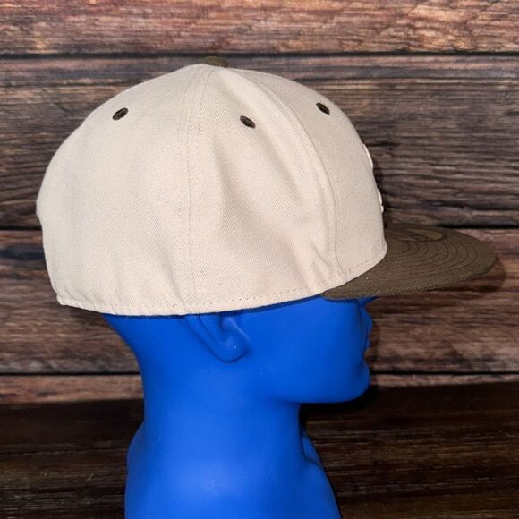 New Era Hardwood Classics Miami Heat Fitted Hat 7-3/4 - Picture 4 of 8